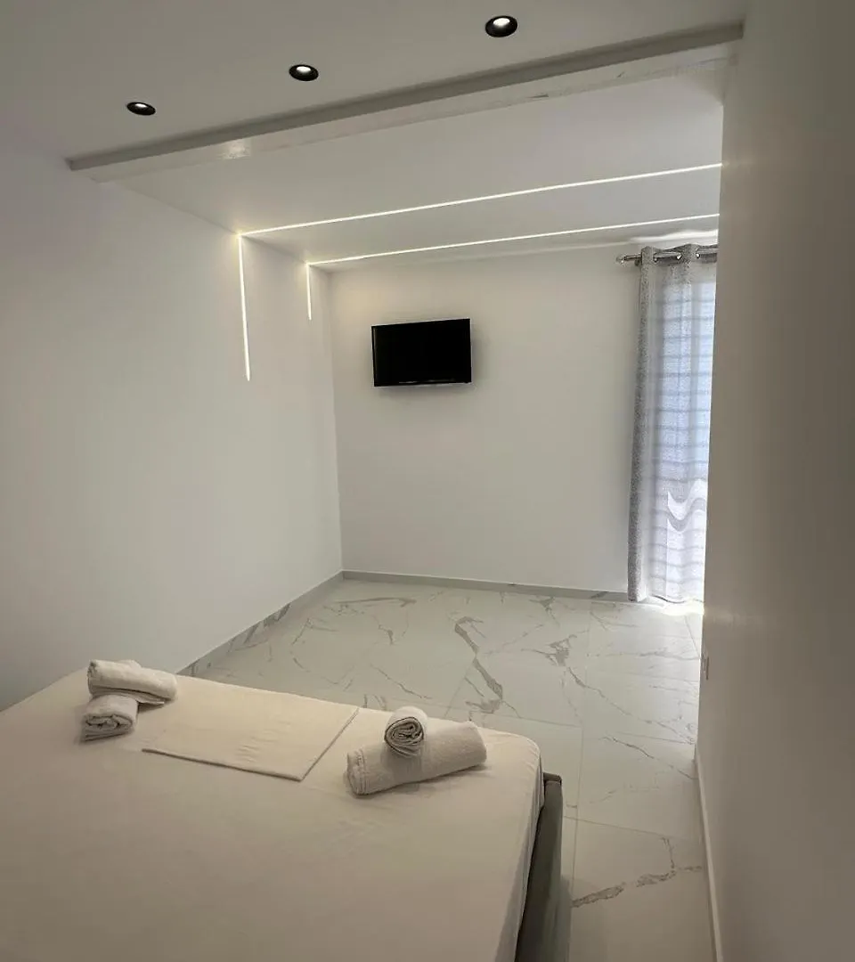 Mario Rooms Radhimë